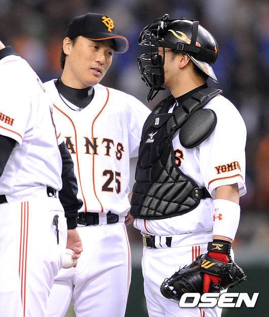 [OSEN=손용호 기자] 요미우리 선수 시절 이승엽과 아베 신노스케. 2008.04.02 / spjj@osen.co.kr