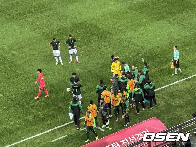 [사진] 반칙 직후 모습 / 노진주 기자