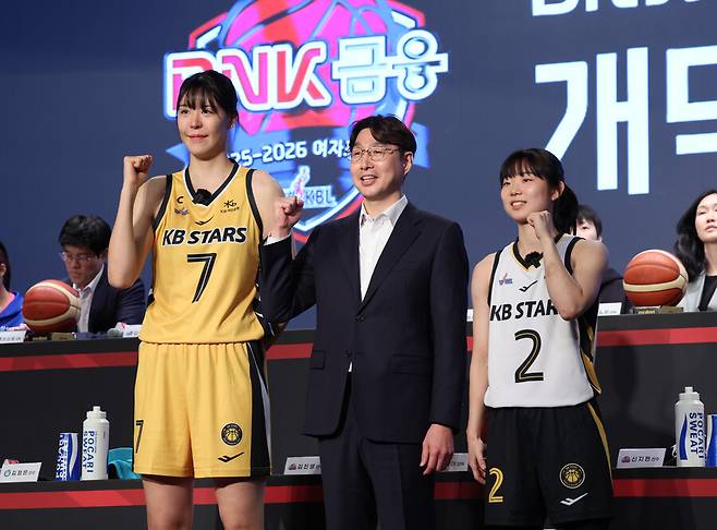 ▲ 새 시즌 여자프로농구(WKBL)는 강화된 판정 기준으로 속도감 있는 농구를 유도한다. ⓒ연합뉴스