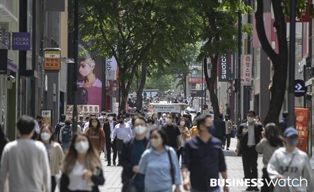 코로나19가 한창이던 2022년 서울 명동의 한 거리//사진=이명근 기자 qwe123@