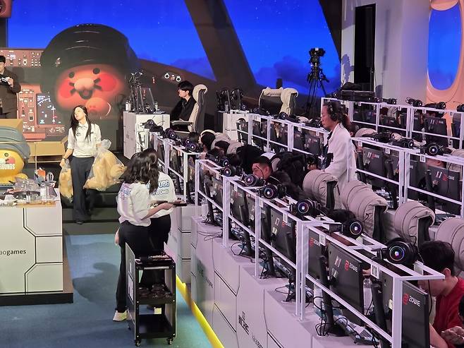 - 상품은 마우스 장패드, T1 비니, 텀블러 등으로 구성됐다