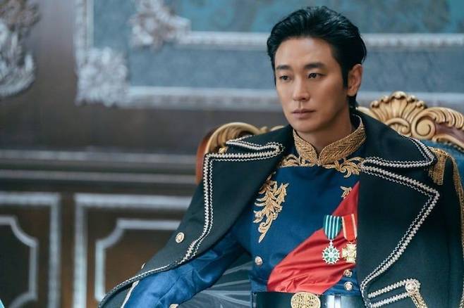 디즈니+ '재혼황후' 배우 주지훈씨 사진. 디즈니+