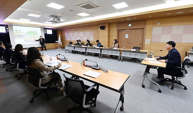 최근 열린 '부평2동 안심마을 조성사업 중간보고회'.