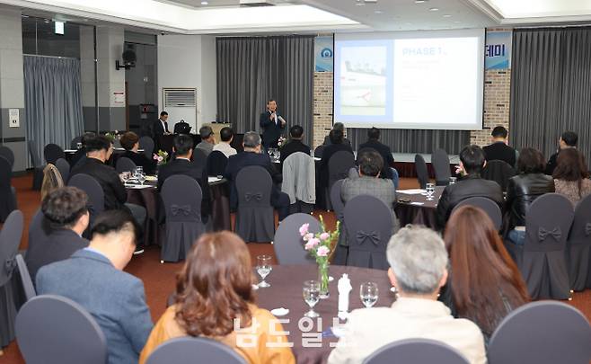 김보현 대우건설 대표이사가 강의를 하고 있다. /임문철 기자 35mm@namdonews.com