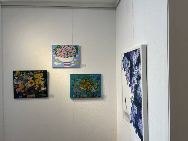 작가로 등단한 작가작품