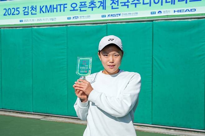 여자단식 18세부 우승 최정인(사진/김도원 기자)