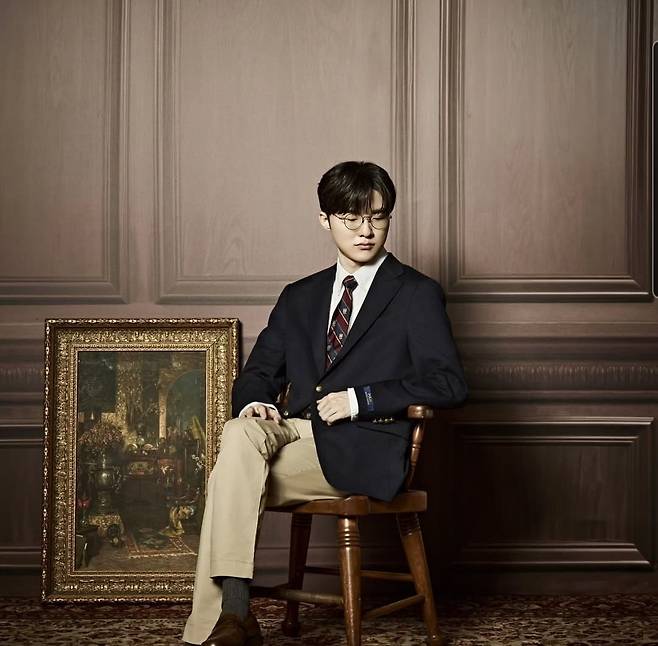 이상혁이 SNS 계정에 올린 랄프로렌 화보. 사진=이상혁 SNS