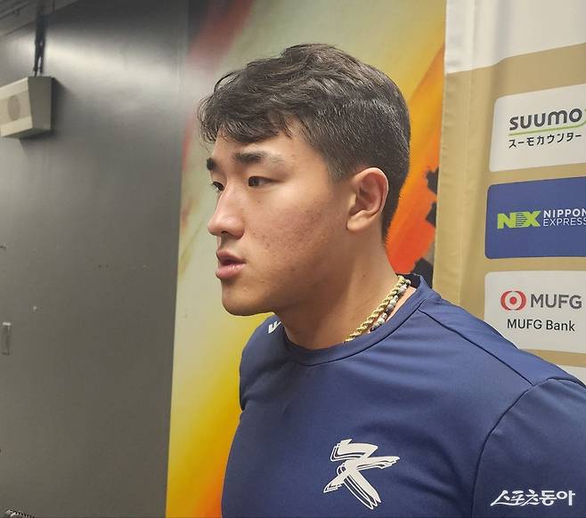 안현민은 15일 도쿄돔서 열린 ‘K-베이스볼 시리즈’ 한일전서 타구속도 177.8㎞, 비거리 129m의 대형 홈런을 터트렸다. 국제경기서도 좋은 모습을 보이며 단숨에 MLB 진출 유력 후보로 떠올랐다. 도쿄|박정현 기자