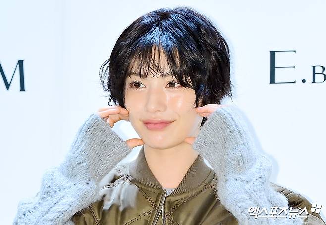 나나, 엑스포츠뉴스DB