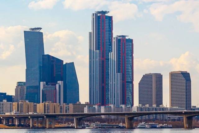 사모펀드(PEF) 운용사 글랜우드프라이빗에쿼티(글랜우드PE)의 인수 후 통합(PMI) 행보에 귀추가 주목된다. /글랜우드PE 홈페이지 갈무리