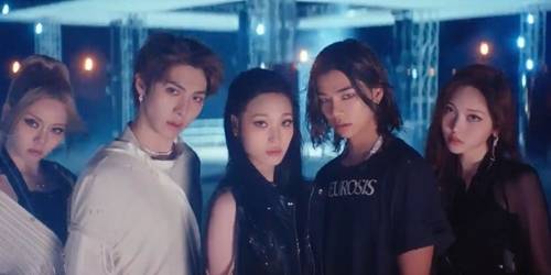 사진=더블랙레이블