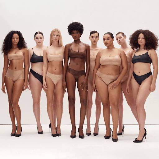 다양한 사이즈와 컬러의 스킴스 속옷/사진=스킴스 홈페이지