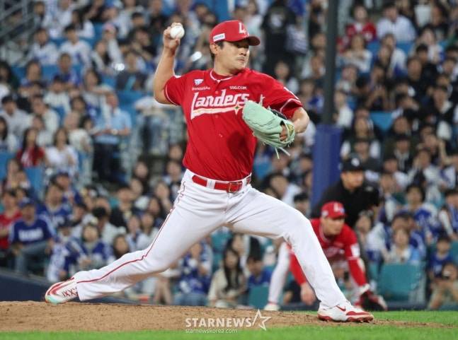 2년 연속 홀드왕을 차지한 SSG 노경은. /사진=김진경 대기자