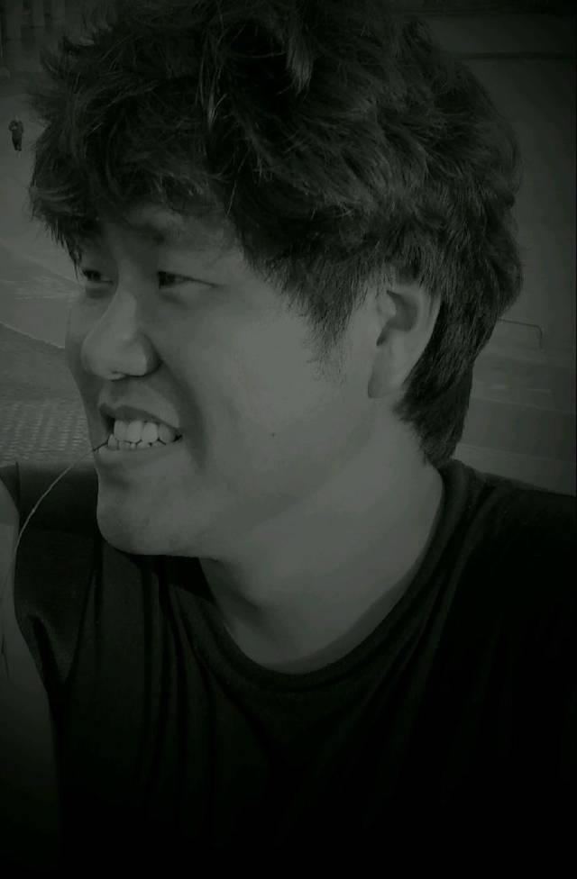 제30회 부산소설문학상 대상 수상자인 임성용 작가. 부산소설가협회 제공