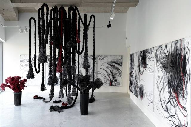 배상순의 'Bloodline' 설치 전경. 리앤배 제공