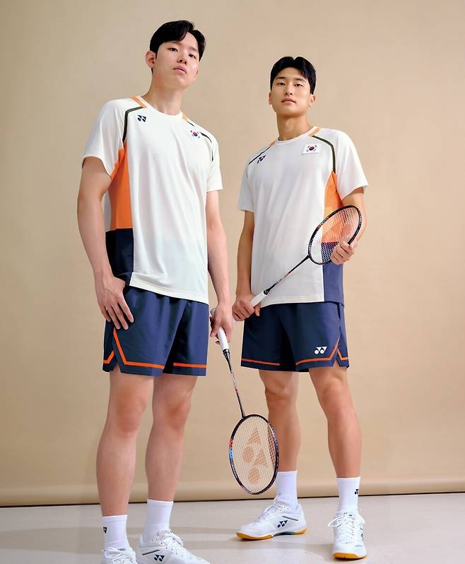 박주봉-김문수, 김동문-하태권, 이용대-정재성(유연성)의 뒤를 잇는 황금 콤비로 불리는 서승재와 김원호. 요넥스코리아 제공