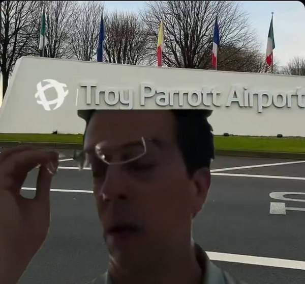 더블린 국제공항 X 캡처