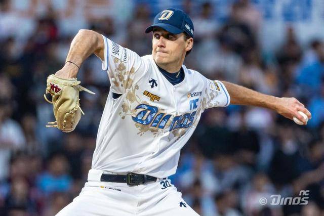 지난해 프로야구 NC에서 활약했던 카일 하트의 역투 모습. NC 제공