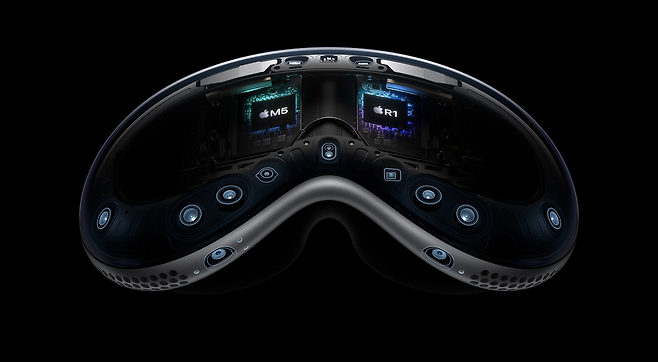 M5 칩셋을 탑재한 애플의 신형 XR 헤드셋 ‘비전 프로’  [애플 제공]