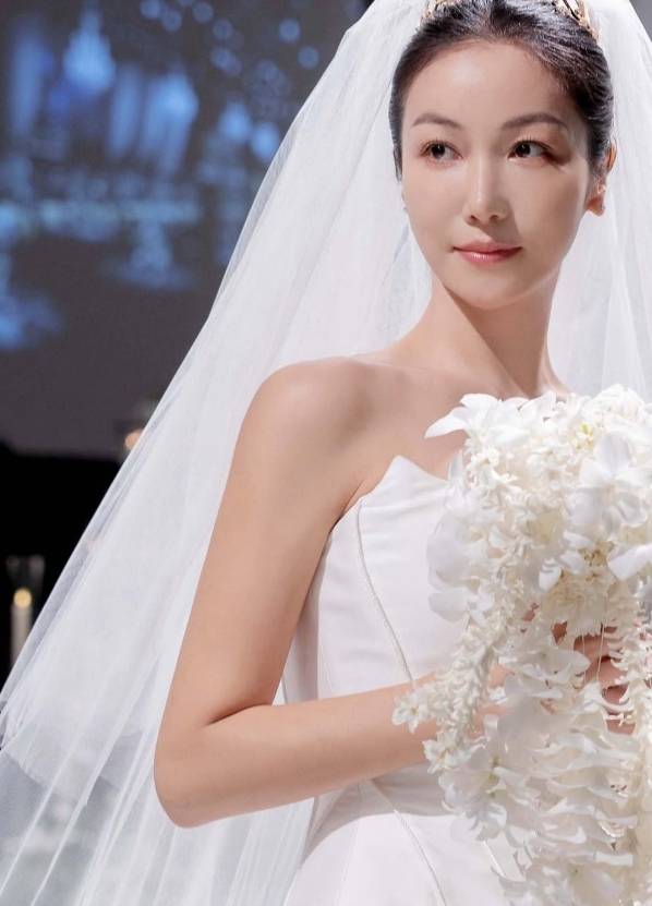 김옥빈 소셜미디어