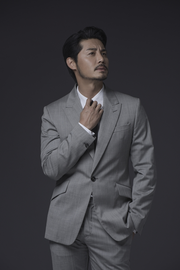 이관훈. 토탈셋