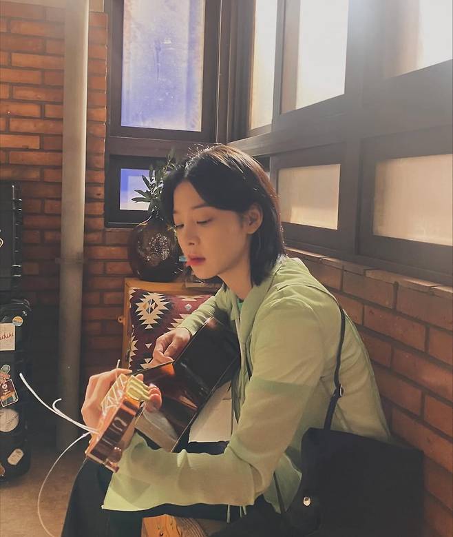 사진=배우 설인아 인스타그램