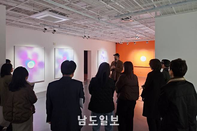 광주시립미술관 하정웅미술관에서 제25회 하정웅청년작가초대전 '빛 2025'가 개막했다. /정유진 기자 jin1@namdonews.com