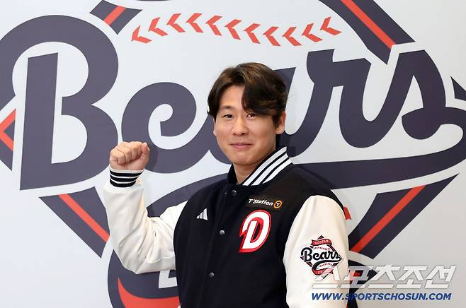 FA 최대어 박찬호가 두산과 4년 총액 80억원에 계약했다. 사진제공=두산 베어스