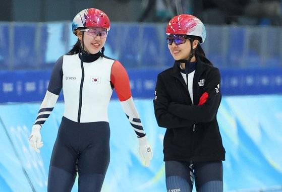 스피드스케이팅 대표 박지우(왼쪽). 사진=연합뉴스