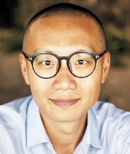 댄 왕 후버연구소 연구원. 중국 윈난성 출신으로 7세 때 캐나다로 이주한 중국계 캐나다인이다. 중국과 미국에서 쌓은 커리어를 바탕으로 저서 ‘브레이크넥’을 냈다.