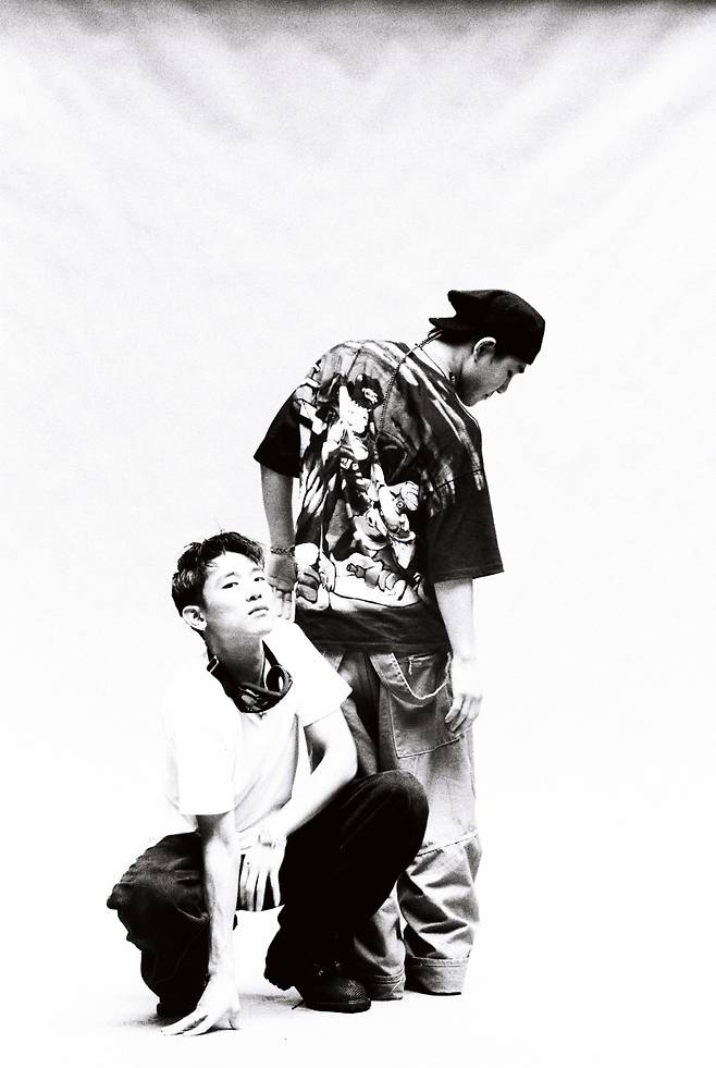 듀스 김성재(왼쪽), 이현도. (사진=와이드컴퍼니 제공)