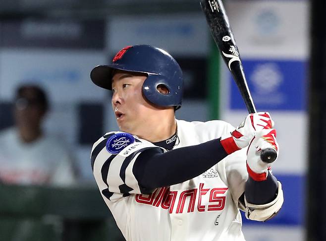 20일 부산 사직야구장에서 열린 롯데와 KIA의 경기. 롯데 안치홍. 정지윤 선임기자