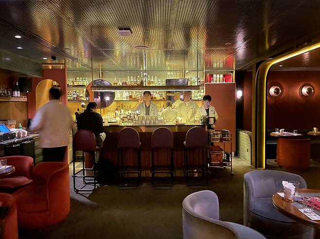 Jigger & Pony's second floor (Hong Yoo/The Korea Herald)