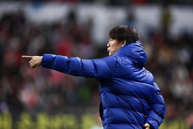 Korean national football team head coach Hong Myung-bo is seen on the field during a friendly against Bolivia at Daejeon World Cup Stadium on Nov. 14. [KOREA FOOTBALL ASSOCIATION]