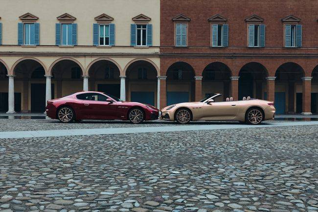 마세라티&nbsp;이탈리안&nbsp;고성능&nbsp;GT 그란투리스모(왼쪽)와 그란카브리오.