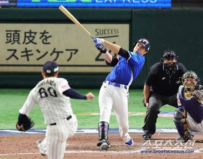 린안커는 지난해 프리미어12 일본과 슈퍼라운드에서 도쿄돔 우측 관중석 상단을 때리는 1점 홈런을 터트렸다. 린안커는 세이부 입단을 앞두고 있다. 사진캡처=스포츠닛폰 홈페이지