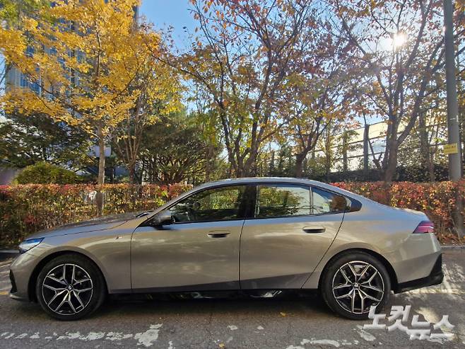 BMW 520i M Sport. 박희원 기자