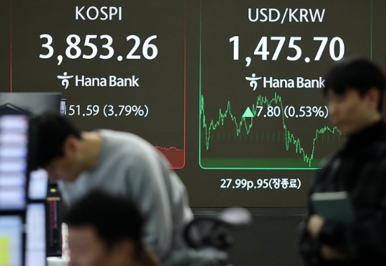 서울 하나은행 본점 딜링룸. (사진=연합뉴스)