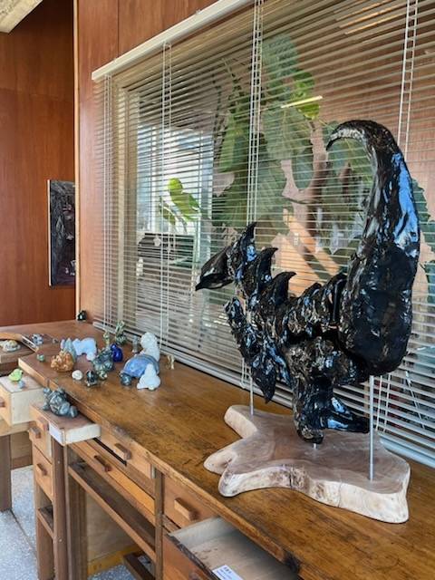 진주 아트카바레협동조합이 30일까지 올드벗베럴에서 첫 전시 를 연다. 사진은 최봉석 작 'Cage no.1'. /공소정