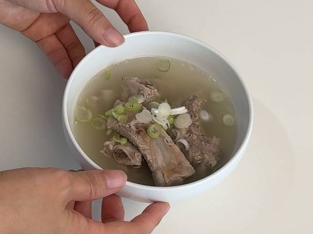 누린내가 나지 않는 감칠맛 나고 든든한 갈비탕