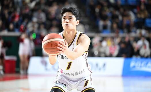 부상으로 대표팀 명단에서 빠진 유기상(창원 LG). 한국농구연맹 제공