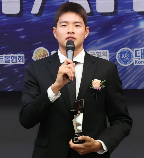 2025 퓨처스 스타대상 축구 부문 수상자인 김현오. 스타뉴스 제공