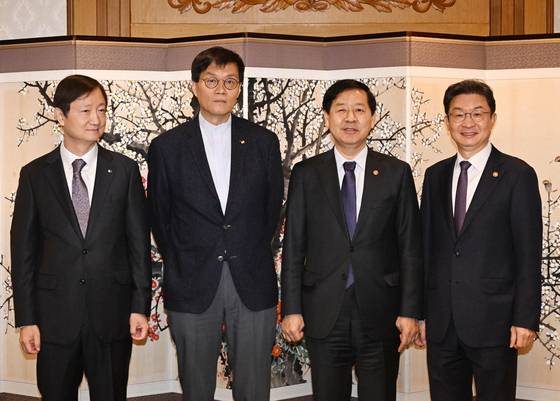 왼쪽부터 이찬진 금융감독원장, 이창용 한국은행 총재, 구 부총리, 이억원 금융위원장. 기획재정부