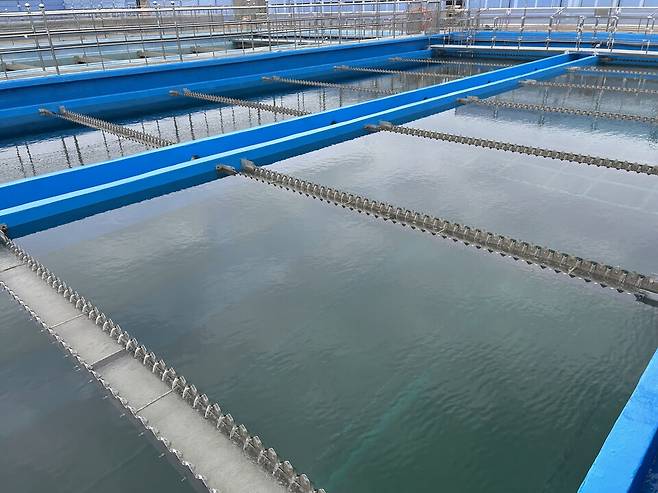 진주시 수돗물(하모수)을 정수처리 중인 침전지 전경 ⓒ진주시 제공