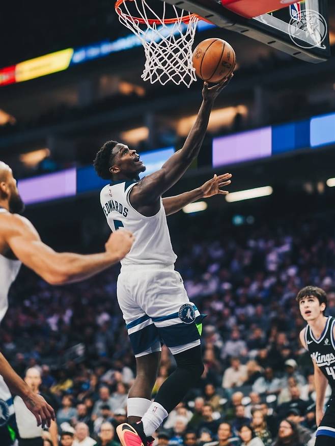 앤서니 에드워즈