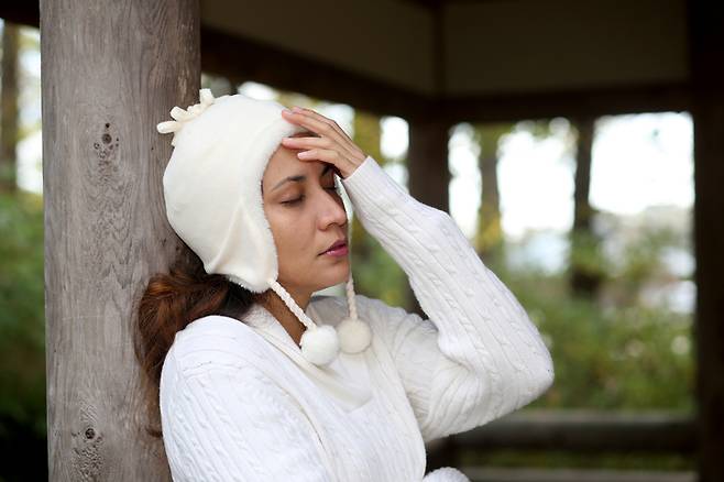 비타민 D는 햇빛에 노출될 때 피부에서 생성되는 호르몬으로, 면역 기능과 뼈 건강은 물론 염증 조절, 정신 건강에도 관여한다. 사진=게티이미지뱅크