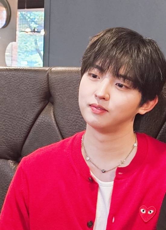 방송 가요계에 뉴페이스 바람이 불고 있다. 지난 5월 KBS1 '아침마당–도전 꿈의 무대'에서 5연승을 기록한 신예 가수 하루가 왕중완전 출사표를 던졌다. /루체엔터테인먼트