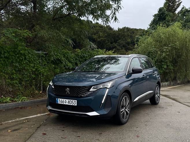 푸조 5008 정측면 ⓒ데일리안 편은지 기자