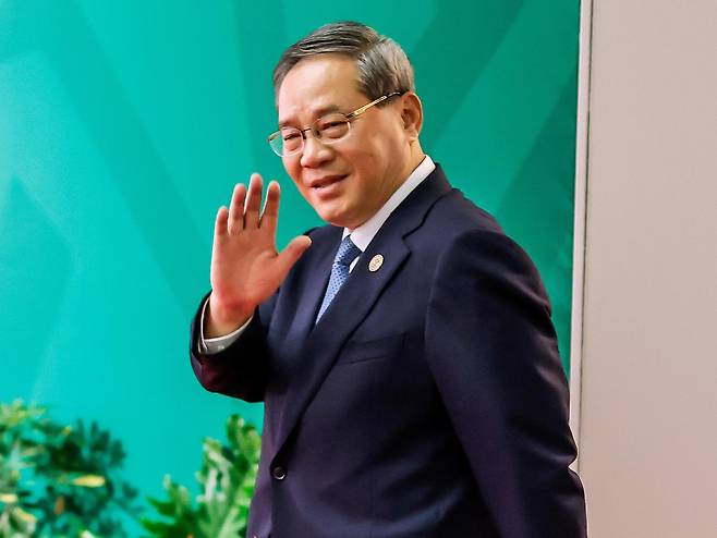 리창 중국 총리가 23일 남아프리카공화국 요하네스버그의 주요 20개국(G20) 정상회의에서 세계 주요국과 희토류 연대를 맺을 뜻을 밝혔다.
요하네스버그=AP 뉴시스