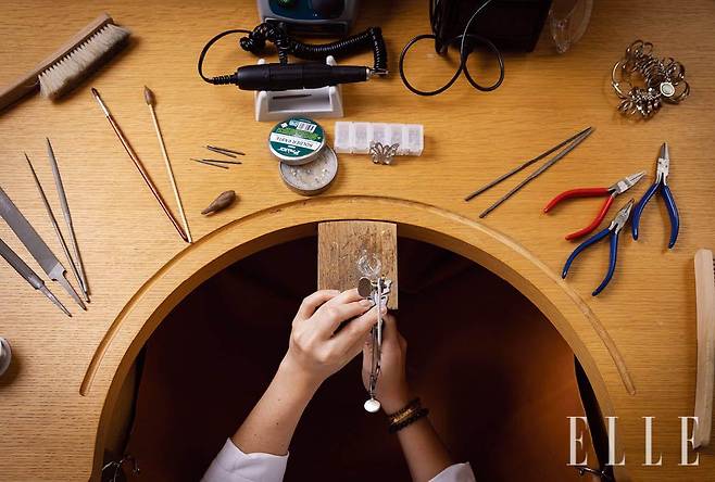 주얼리 모형을 제작하는 목업 (Mock-up) 클래스.